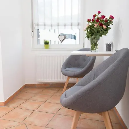 Gaestehaus La Mula ゲストハウス 3*