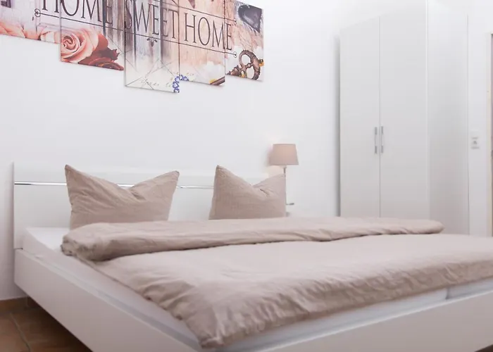 Gaestehaus La Mula 3*