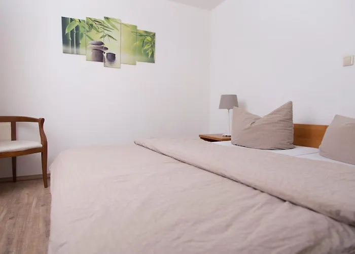 Gaestehaus La Mula 3*