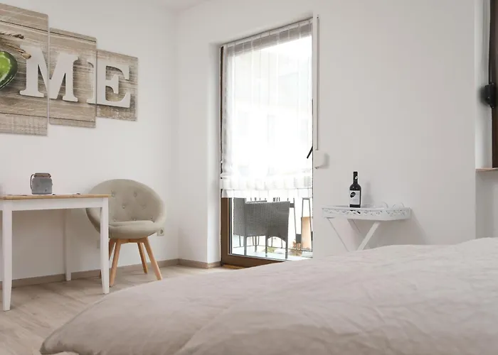 بيت ضيافة Gaestehaus La Mula تريس كاردن